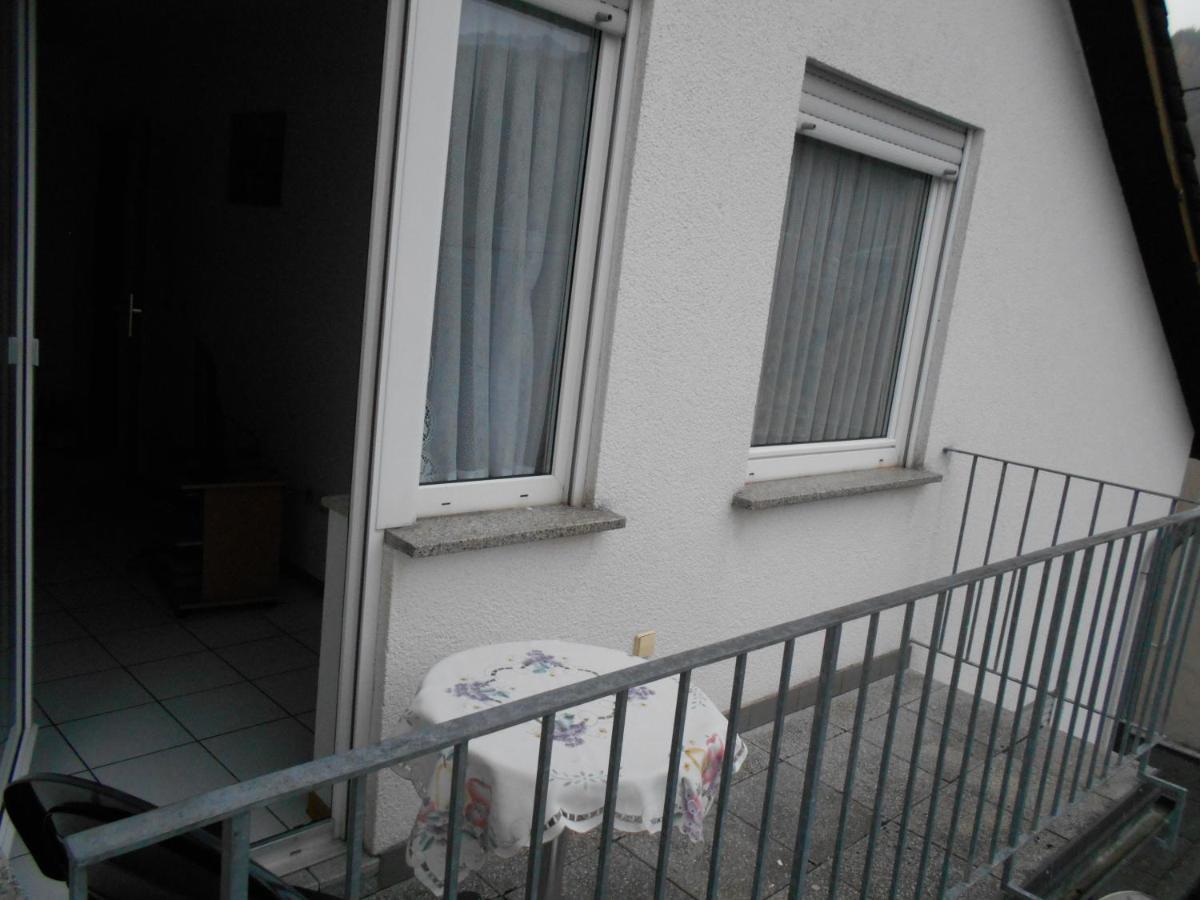Wohnung Feuerberg Mit Suedbalkon Ediger-Eller Esterno foto
